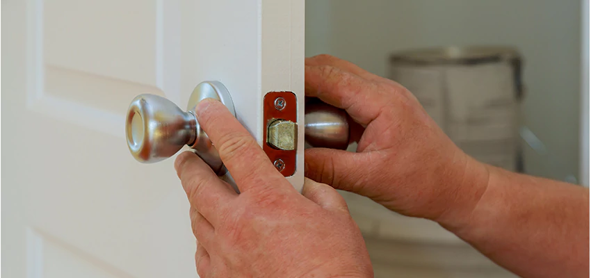 AAA Locksmiths For lock Replacement in San Diego, California
